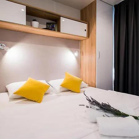 Cozy In With Wifi